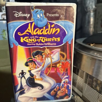 VHS Disney Presents Aladdin & The King Of Thieves Starring Robin Williams  - Bild 1 von 4