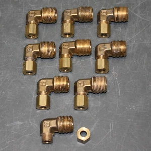 (9) Parker 90° Elbow Fitting 169C-4-6, 1/4" Comp Tube x 3/8" NPT Pipe, Brass - Picture 1 of 5