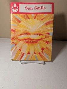 Sun Smile The Story Box Level 3 Early Reader Paperback Educational Book - Picture 1 of 2