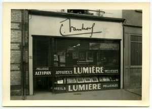Boutique du photographe L. Vanhove à Chartres, Rue Mathurin Régnier. Circa 1960. - Picture 1 of 2