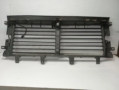 Active Air Shutter from 2020 GMC Sierra Denali 1500 3.0L Diesel 12117354 - Image 1 of 4