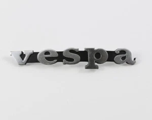 Vespa Schriftzug/Emblem "Vespa" Beinschild/vorne  V50-125 PV/ET3 Special Rally - Bild 1 von 1