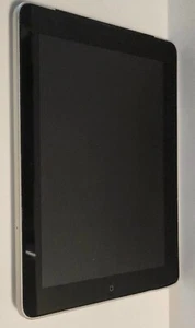 Apple iPad 1 #A1337 1st Generation 16GB 9.7" Black DOES NOT Turn on  - Picture 1 of 13