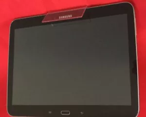 Samsung Galaxy Tab 3 10.1" 16 GB WiFi Tablet Gold Brown Grade A (GT-P5210GNYXAR) - Picture 1 of 2