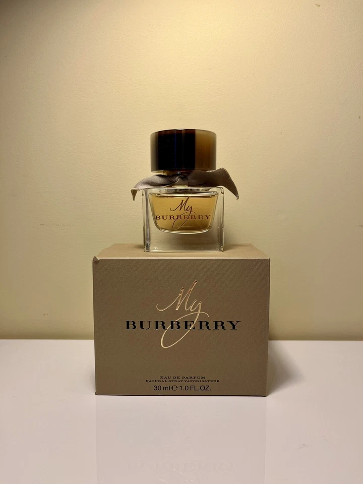 Burberry Eau De Parfum Spray Natural 30 ml/1,0 FL.OZ Foto 1 de 1