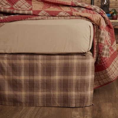 Falda Cama King Rústica Marrón Pliegues Invertidos Dawson Estrella Decoración Dormitorio Marcas VHC Foto 1 de 4