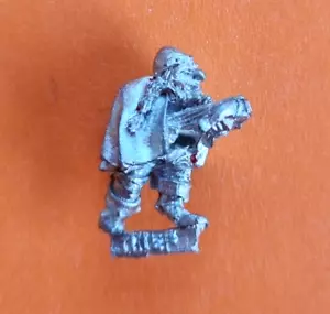 Vintage Ladro Nano Avventuriero Cittadella Warhammer Esercito con Balestra AD&D GW - Foto 1 di 2