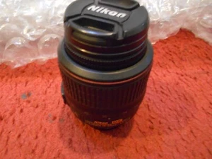 Nikon NIKKOR AF-S 18-55mm f/3.5-5.6 G DX VR Lens - Picture 1 of 7