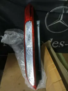 Ford Focus MK2 04-12 Inc RS Left Brake Light Assy Part No 1528769 - Picture 1 of 7