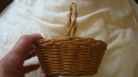 Woven Basket Easter Egg Gathering Small 5'' tall  5'' wide with handle Vtg Cover