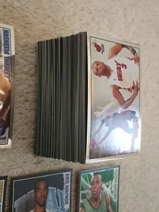 300/384 Near Complete Panini NBA Basketball 2009-10 Sticker Set - Great/Mint Con - Picture 1 of 5