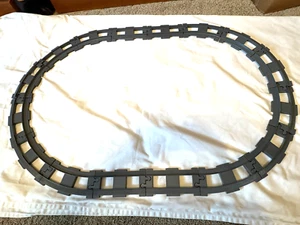 Duplo Train Track Large Oval 12 Curves & 4 Straights Dark Grey Lot Of 16 - Picture 1 of 4