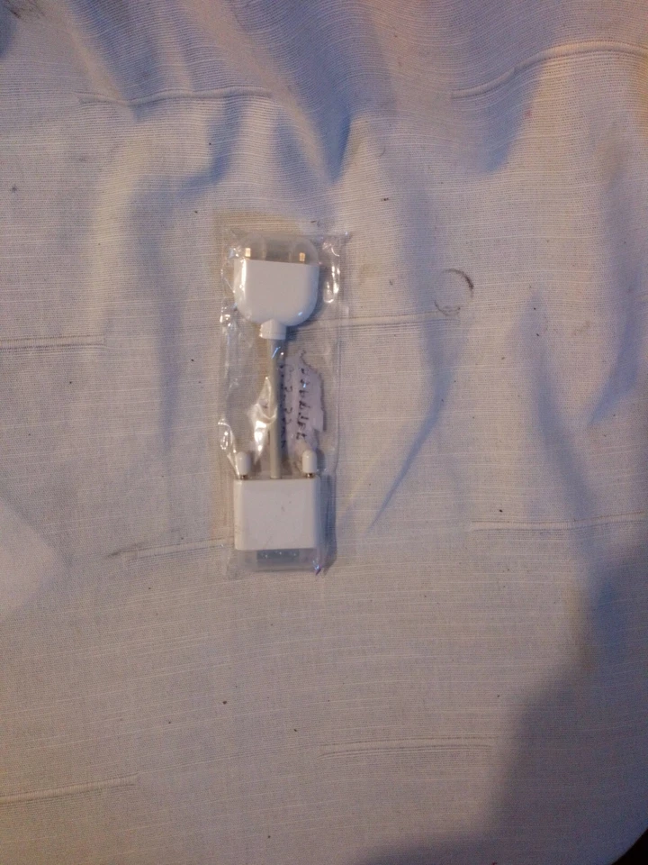 Apple 603-3342 DVI Male To VGA Female Video Display Adapter Cable:Ref:CD_2 - Image 1 of 4