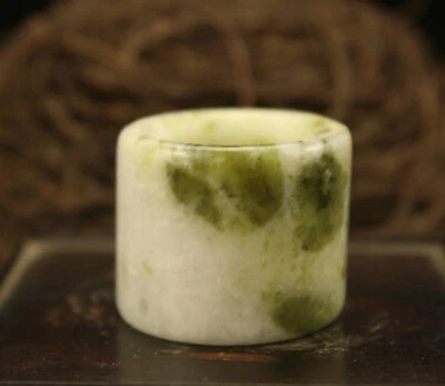 Anillo de jade amarillo chino de 2,3 cm anillo para pulgar anillo de jade natural 39 Foto 1 de 4
