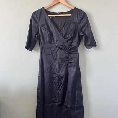 Donna Ricco 女式黑色缎面裹身上衣帝国腰短袖连衣裙 4 — 第 1/4 张图片