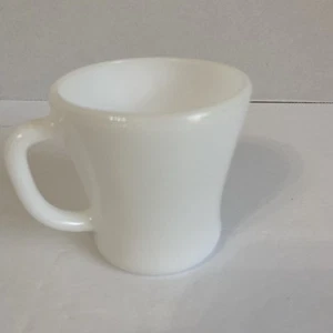 Vintage Fire King Anchor Hocking White Milk Glass D-Handle Coffee Cup Mug - Picture 1 of 6