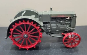 1/16 Ertl Case L Tractor Gray Body with Red Steel Wheels - Picture 1 of 8