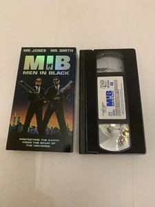 1997 MIB Men In Black VHS Tape Tommy Lee Jones - Picture 1 of 2