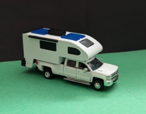 S 1:64 scale nuCamp Cirrus 920 truck top camper topper 4 Greenlight - Picture 1 of 10