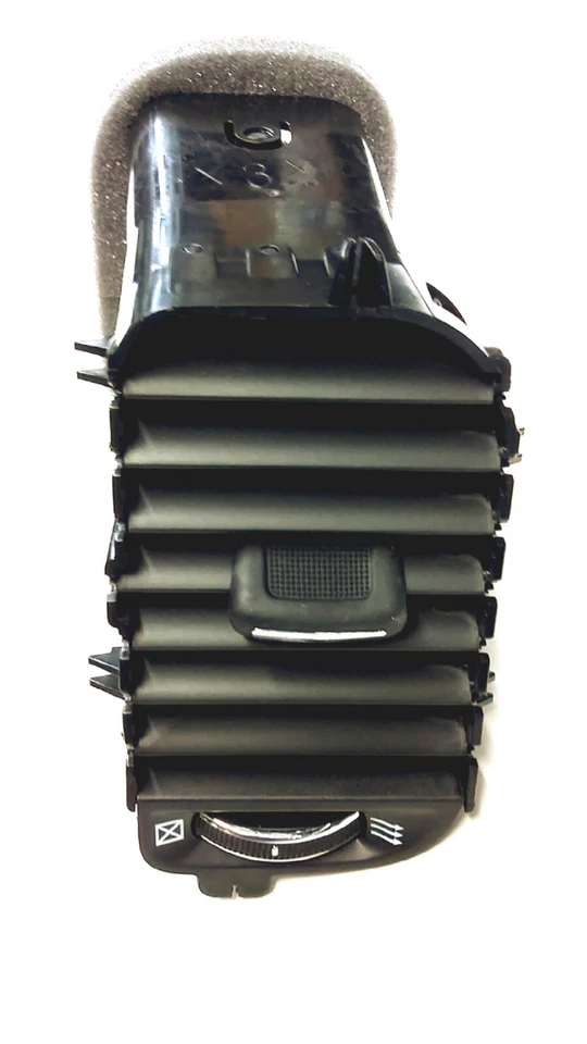 12 13 14 15 16 17 18 Dodge Charger aire acondicionado aire acondicionado tablero ventilación lado interior derecho  Foto 1 de 1