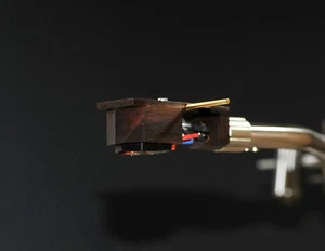 Custom-Made Wood body for Decca London Cartridges Pod American Walnut Wood - Bild 1 von 1