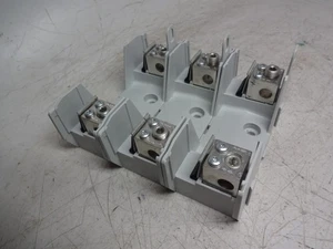 Cooper Bussmann Jm60100-3cr Fuse Block - Picture 1 of 6