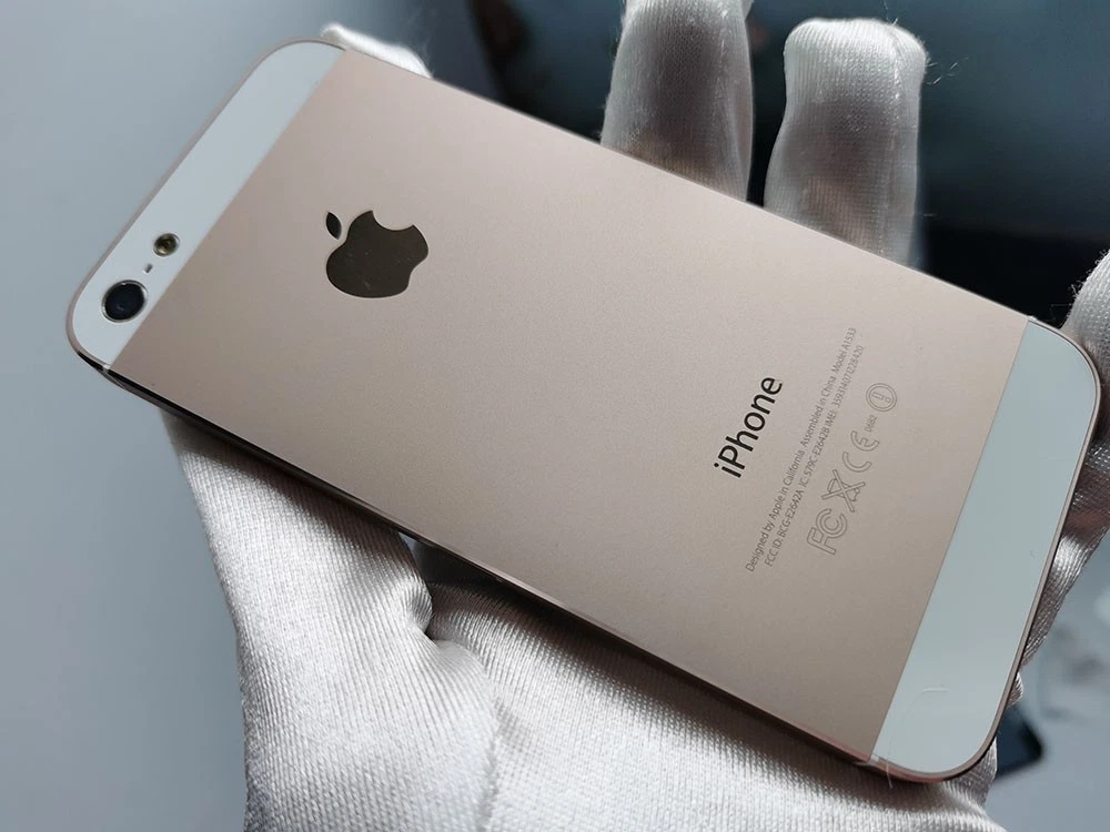 iPhone 5s Gold 16GB Network Unlocked for Sale | Shop New & Used