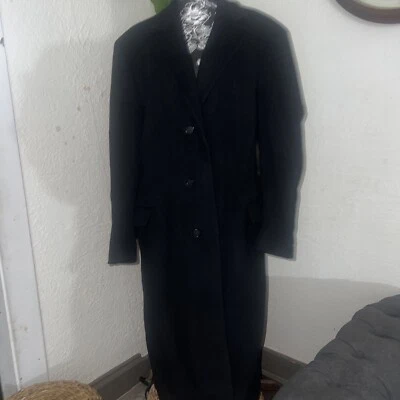 100% Cashmere Men Black coat Pockets Buttons Vintage Saks 5th Avenue Size Large - Image 1 of 4