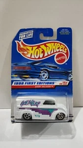HOT WHEELS MATTEL 1998 FIRST EDITIONS DAIRY DELIVER #10 - Picture 1 of 2