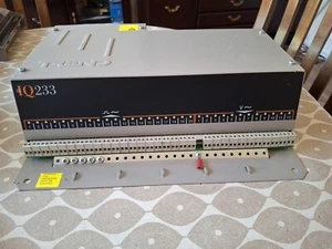 Trend IQ233 controller 230v IQ233/400008 part no. IQ233/UNB/230VAC - Picture 1 of 9