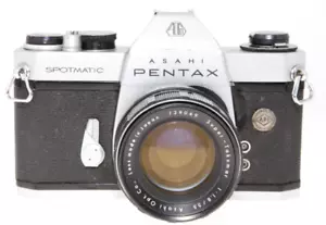 Pentax Spotmatic SP II con super takumar 55mm f/1.8 - Foto 1 di 8