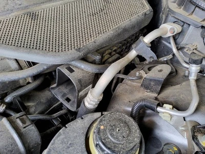 Purificador de aire 2,0 L compatible con 17-18 Infiniti Q60 602393 Foto 1 de 3