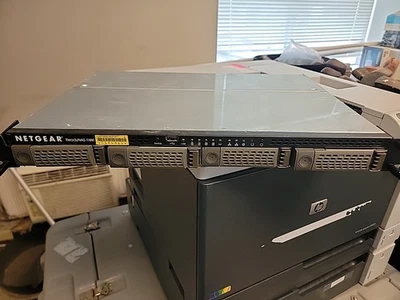 NETGEAR ReadyNAS 1100 Advanced Network Storage 4-Bay Server  NO DRIVES - Image 1 of 4