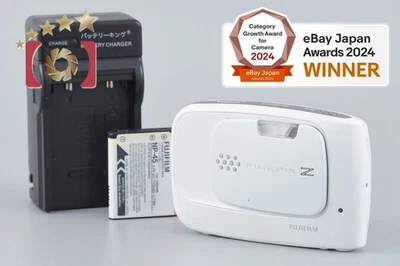 Fujifilm FINEPIX Z30 White 10.0 MP Digital Camera [Very Good] - Image 1 of 4