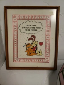 16" Vtg GARFIELD & Odie CROSS STITCH FINISHED COMPLETED Not In Mood To Be Adored - Picture 1 of 7