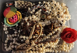 Vintage to Now Jewelry Junk Drawer Craft Repair Harvest 1 pound - Picture 1 of 10