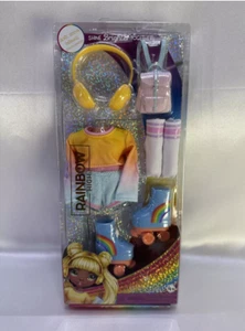 NEW Rainbow High Fashion Pack - SKATE SOCIAL Party Roller Skate Outfit - Picture 1 of 1
