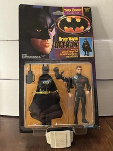 Kenner The Dark Knight Collection Bruce Wayne Batman Figur NEU - Bild 1 von 2