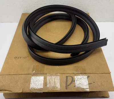 NOS 1962 1972 雪佛兰 Corvette Impala Caprice Camaro Fender 裙印 3996620 — 第 1/4 张图片