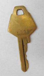 Vintage Old Antique No Name Key # K398 - Picture 1 of 2