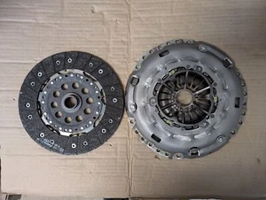LuK 624 3307 09 Clutch Kit SAC For Ford Transit Bus Van 2006-2014 2.2 TDCi - Picture 1 of 4