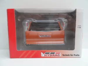 Rare New Universal Hobbies Hydrac Snow Plough/Blade/Pusher As Shown UH4101 1:32 - Picture 1 of 6