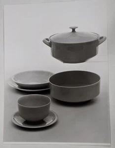 Willi Moegle Fotografie Silbergelatine Vintage Druck Arzberg 2050 Geschirr - Bild 1 von 2