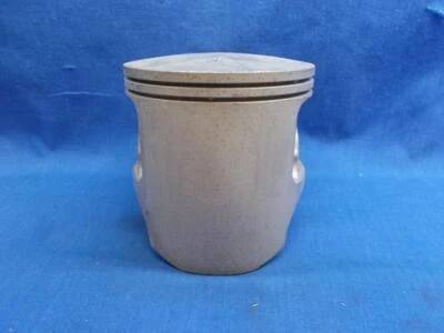 Yamaha 3R5-11636-00. OEM Piston. .50os. Fits Yamaha YZ465(80).       P135 - Image 1 of 4