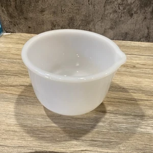 Vintage SUNBEAM Glasbake WEISS Milchglas 6 TASSEN Mixteig SCHÜSSEL Ausgießer 20 CJ - Bild 1 von 7