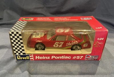 Pontiac Die Cast Stock Car Revell Heinz Ketchup #57 - escala 1:24 NASCAR diecast Foto 1 de 4