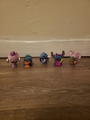 Lote de 5 mini figuras de PVC Just Play Disney Lilo & Stitch Stitch Japón  Foto 1 de 4