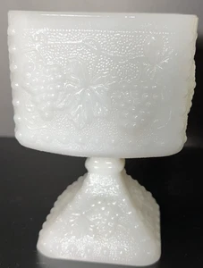 Vintage White Glass Bowl Box Candy Dish Pedestal Raised Grape Design - Picture 1 of 5