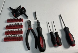 Multi Ratcheting Screwdriver Magnetic Multiple bits Suitable for Tool - Picture 1 of 4