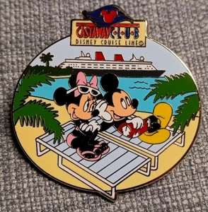 Official Disney Pin - Disney Cruise Line DCL - Castaway Club - Mickey & Minnie - Picture 1 of 1